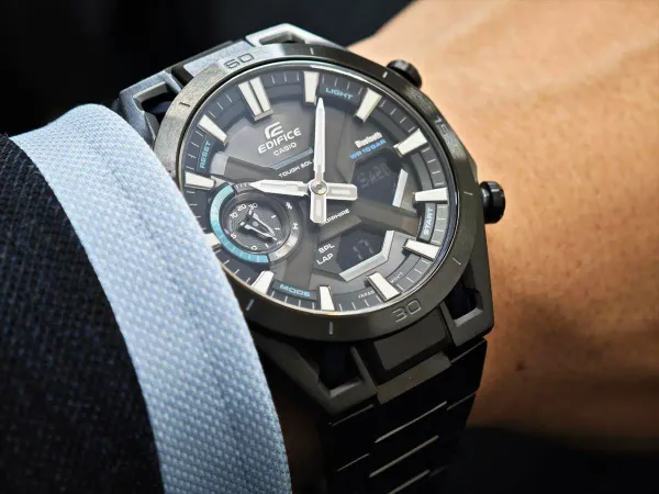 Casio Edifice Sospensione ECB-2300 Brings F1-Inspired Engineering to Everyday Style