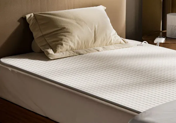 This Xiaomi smart blanket learns your sleep habits and keeps your bed perfectly warm